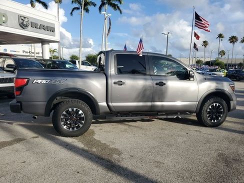Used 2020 Nissan Titan PRO-4X w/ Pro-4x Convenience Package AWD/4WD image 8