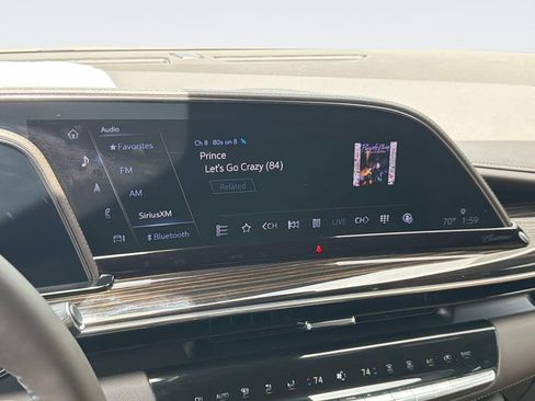 Used 2022 Cadillac Escalade ESV Sport w/ Touring Package AWD/4WD image 14