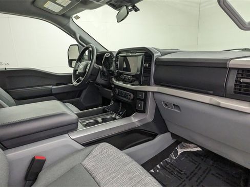 Certified 2023 Ford F150 XLT w/ XTR Package image 40