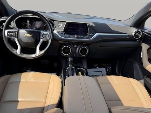 Used 2020 Chevrolet Blazer Premier w/ Driver Confidence II Package FWD image 31