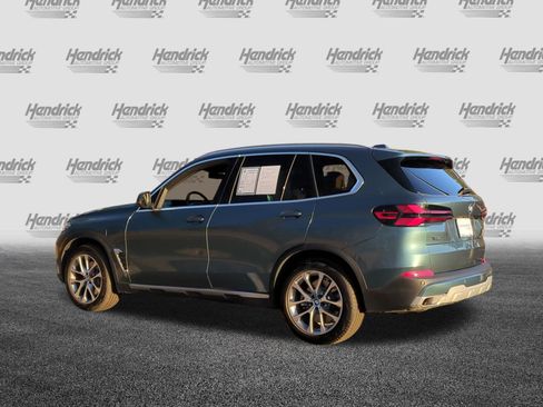 Used 2026 BMW X5 xDrive50e image 8