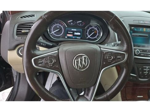Used 2015 Buick Regal Premium w/ Experience Buick Package image 7
