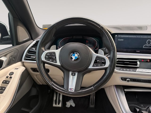 Used 2021 BMW X5 xDrive40i w/ M Sport Package AWD/4WD image 12