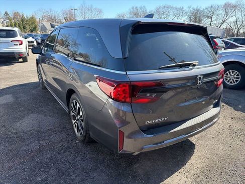 Used 2025 Honda Odyssey Elite image 6