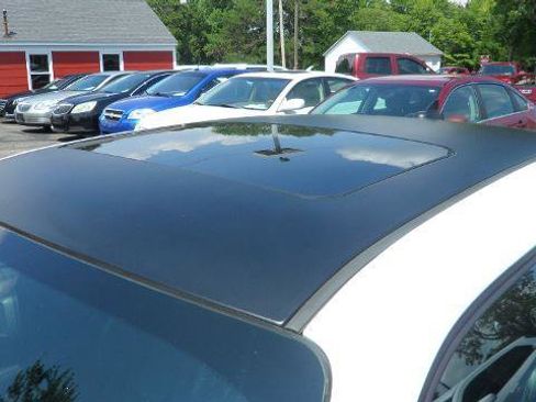 Used 2018 Dodge Challenger T/A image 11