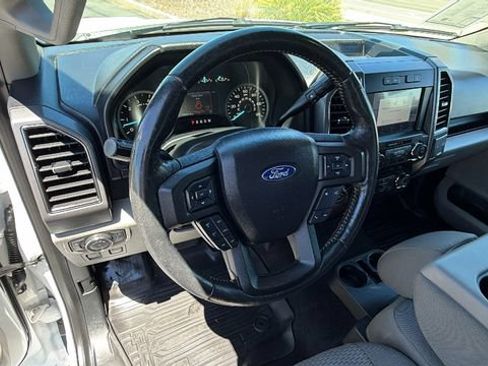 Used 2019 Ford F150 XLT AWD/4WD image 32