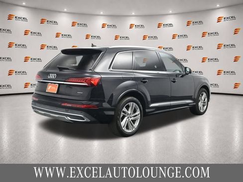 Used 2021 Audi Q7 3.0T Premium Plus w/ Premium Plus Package AWD/4WD image 5