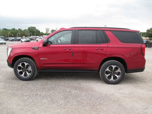New 2026 GMC Yukon AT4 Ultimate AWD/4WD image 7