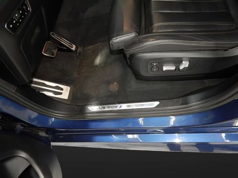 Used 2019 BMW X5 xDrive40i w/ M Sport Package image 14