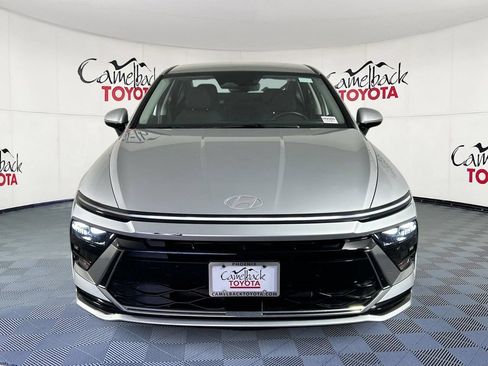 Used 2025 Hyundai Sonata SEL FWD image 2