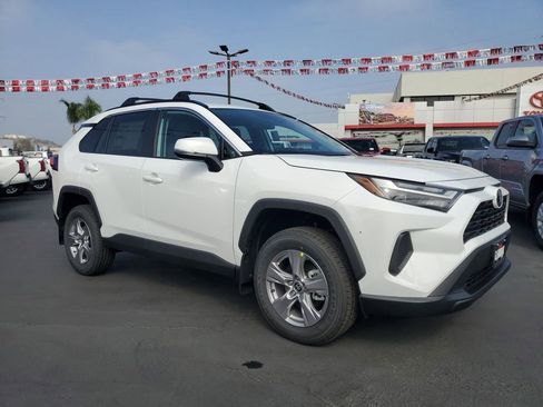 New 2025 Toyota RAV4 XLE image 9