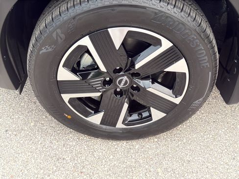 New 2026 Nissan Kicks SV w/ Cold Weather Package AWD/4WD image 9