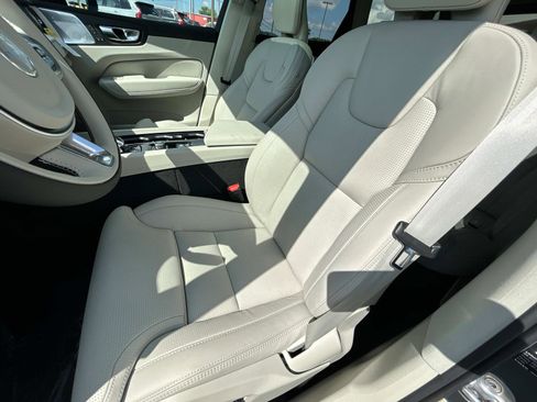 New 2026 Volvo XC60 T8 Ultra AWD/4WD image 24