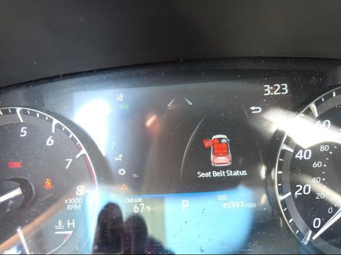 Used 2021 Toyota Highlander XLE image 6