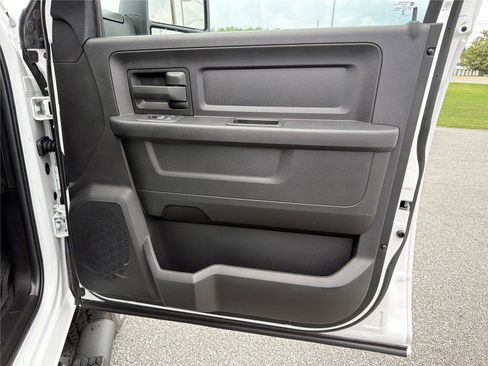 New 2026 RAM 2500 Tradesman AWD/4WD image 13