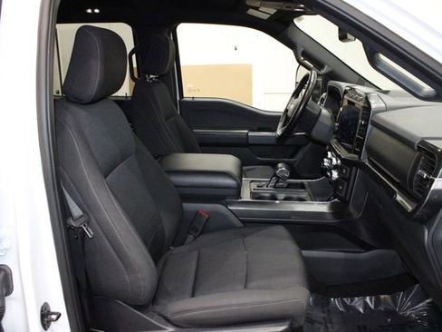 Used 2022 Ford F150 XLT w/ Equipment Group 302A High AWD/4WD image 18