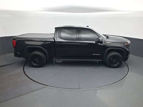 Used 2022 GMC Sierra 1500 AT4X AWD/4WD image 16