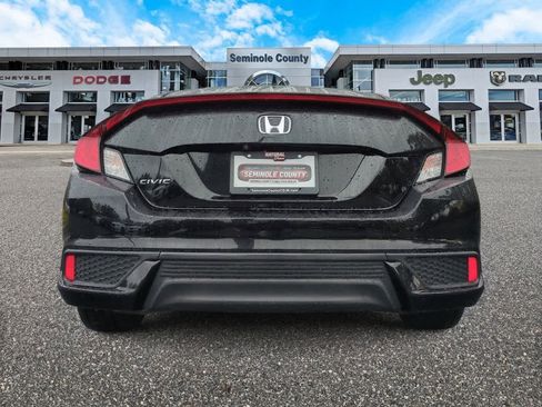 Used 2020 Honda Civic EX image 7