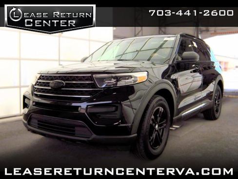 Used 2020 Ford Explorer XLT RWD image 1