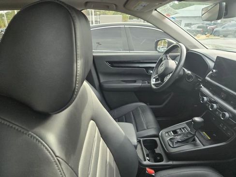 Used 2023 Honda CR-V EX-L image 4