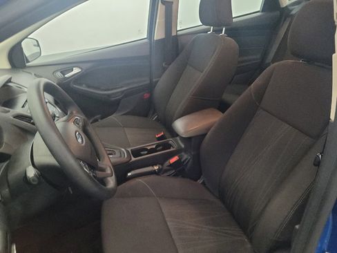 Used 2016 Ford Focus SE FWD image 17