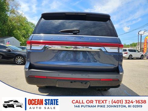 Used 2022 Lincoln Navigator 4WD image 4