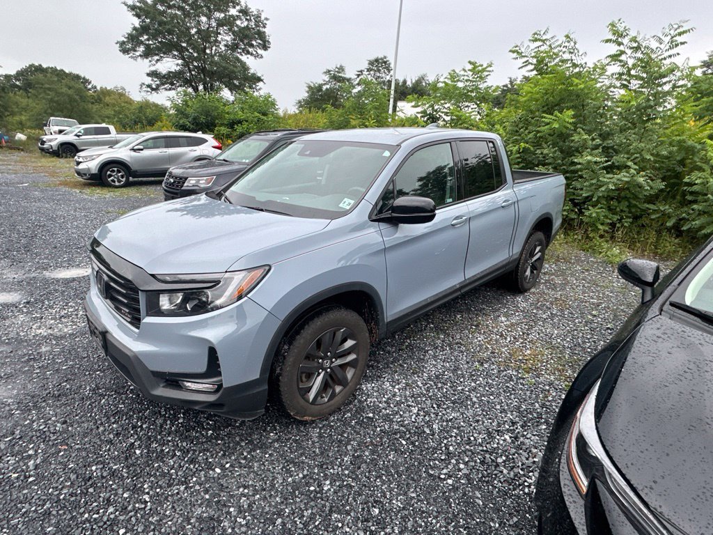 Used 2023 Honda Ridgeline Sport image 3