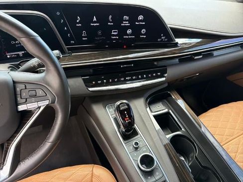 Used 2021 Cadillac Escalade Sport w/ Driver Assist Tech Package AWD/4WD image 31