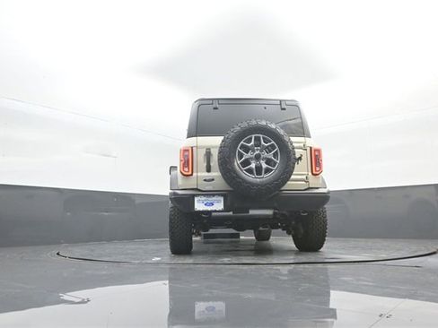 New 2025 Ford Bronco Badlands image 30