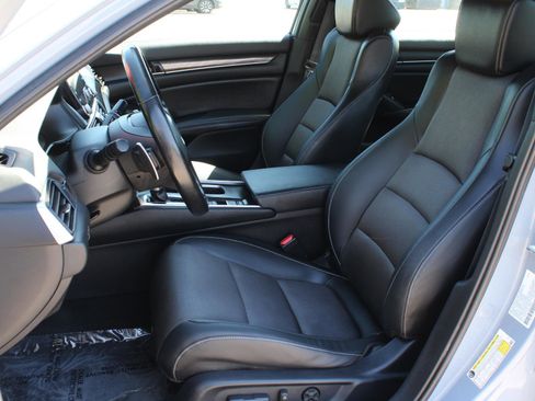 Used 2022 Honda Accord Sport image 14