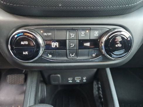 Certified 2021 Chevrolet TrailBlazer LT w/ Convenience Package image 15