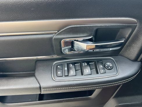 Used 2018 RAM 3500 Laramie w/ Sport Appearance Group AWD/4WD image 8