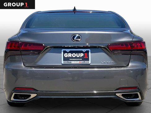 Used 2022 Lexus LS 500 F Sport w/ Accessory Package (Z2) RWD image 5