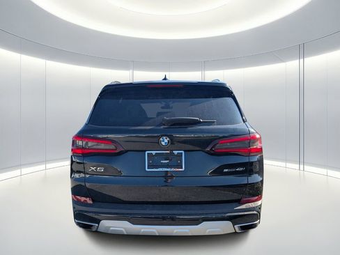 Used 2023 BMW X5 sDrive40i w/ Premium Package image 5