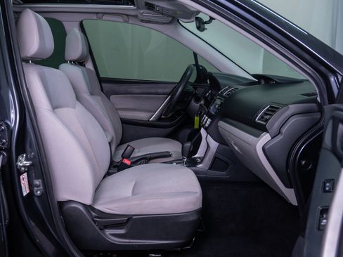 Used 2018 Subaru Forester 2.5i Premium AWD/4WD image 10