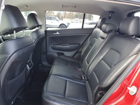 Used 2017 Kia Sportage EX image 29