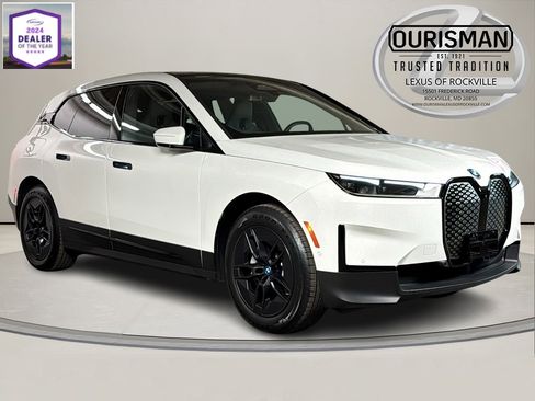 Used 2024 BMW iX xDrive50 w/ Premium Package image 1