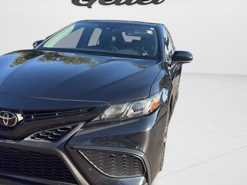 Used 2021 Toyota Camry SE FWD image 24