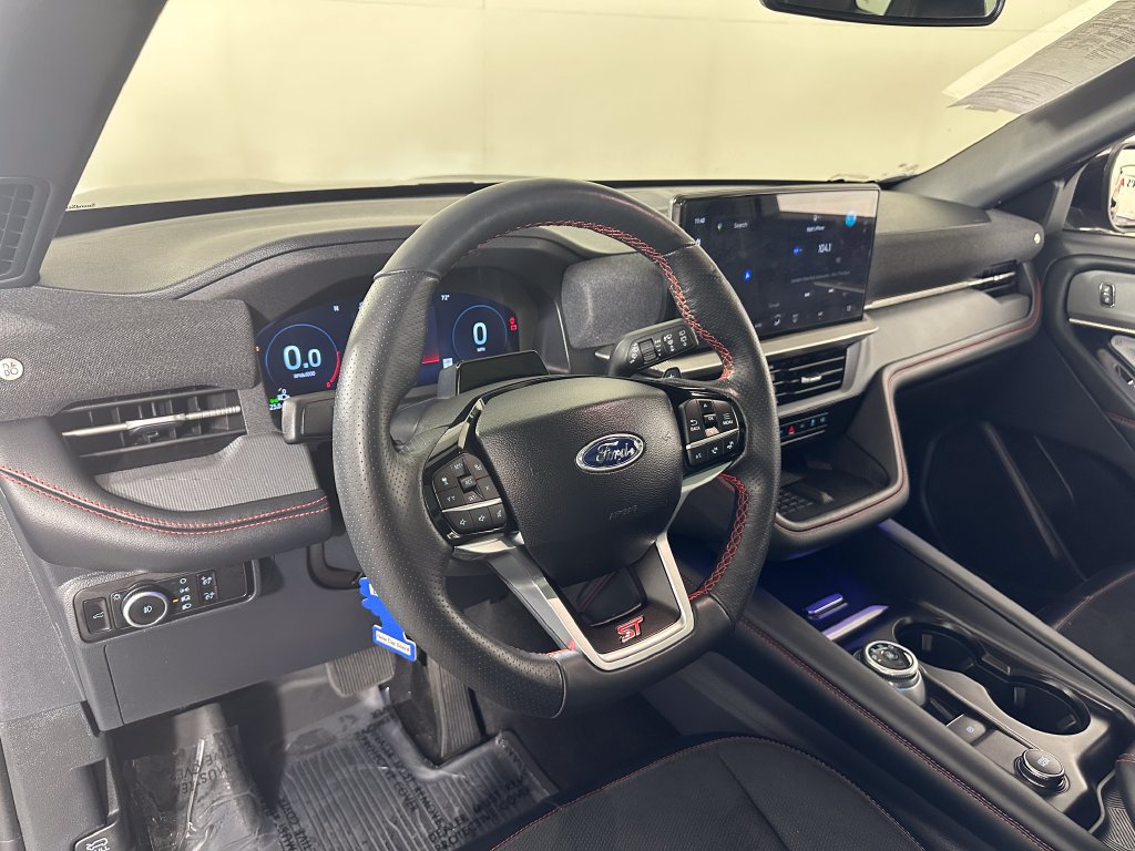 Used 2025 Ford Explorer ST AWD/4WD image 19