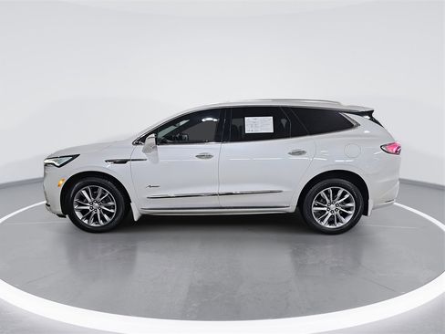 Certified 2022 Buick Enclave Avenir w/ Avenir Technology Package image 6