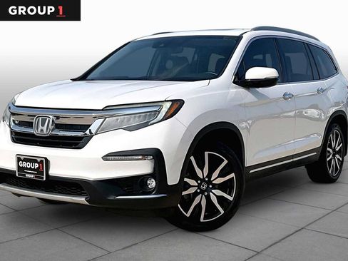 Used 2020 Honda Pilot Touring image 1