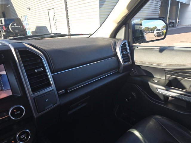 Used 2019 Ford Expedition Platinum AWD/4WD image 22