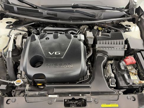 Used 2018 Nissan Maxima 3.5 SL image 12
