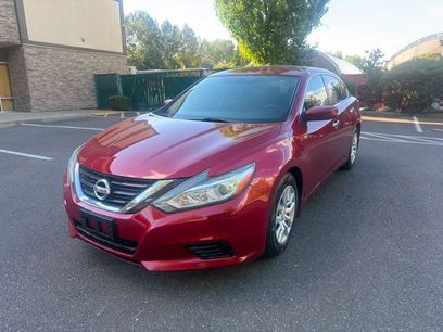 Used 2018 Nissan Altima 2.5 S w/ S Convenience Package