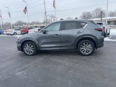 New 2025 MAZDA CX-5 Signature image 16