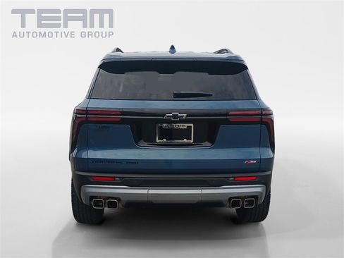 Used 2025 Chevrolet Traverse Z71 w/ Driver Confidence Package image 6