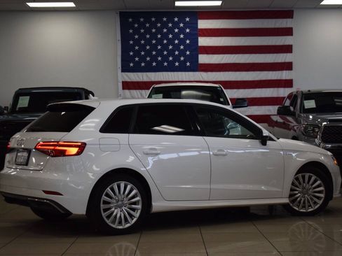Used 2017 Audi A3 e-tron Premium FWD image 5
