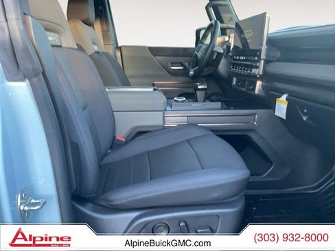 Used 2025 GMC Hummer EV 3X w/ Extreme Off-Road Package image 15