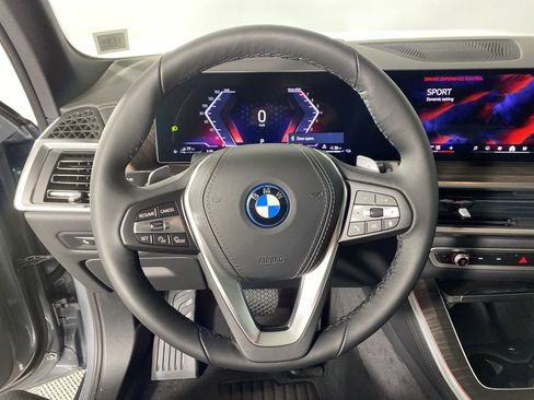 New 2026 BMW X5 xDrive50e w/ Climate Comfort Package image 11