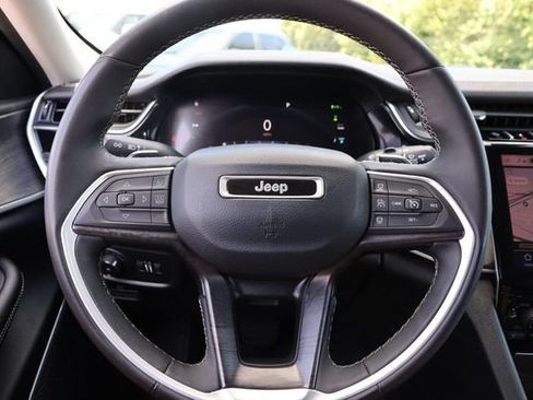 Used 2024 Jeep Grand Cherokee Limited 4xe AWD/4WD image 12